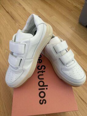 Acne Studios Steffey U Friend 2026 – Optic White/Ecru – EU 42 – NEW in Box